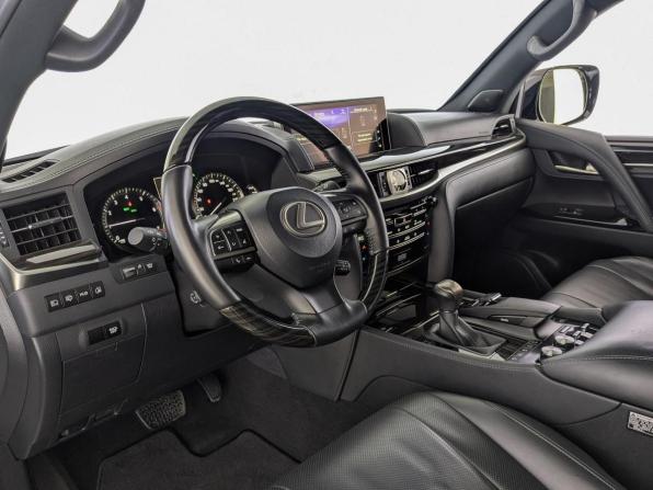 Lexus LX III Рестайлинг 2 с пробегом 2019 года, цена 9 115 000 рублей, 94649 км, внедорожник, Автокод Объявления