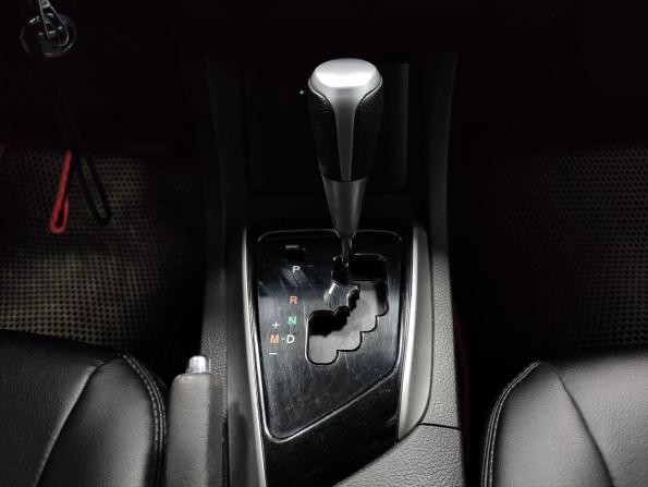 Toyota Corolla XI (E160 E170 E180) с пробегом 2014 года, цена 990 000 рублей, 186312 км, седан, Автокод Объявления