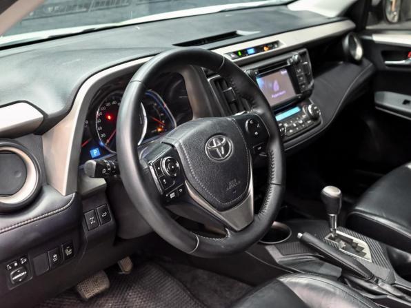 Toyota RAV4 IV (XA40) с пробегом 2013 года, цена 1 990 000 рублей, 237156 км, внедорожник, Автокод Объявления