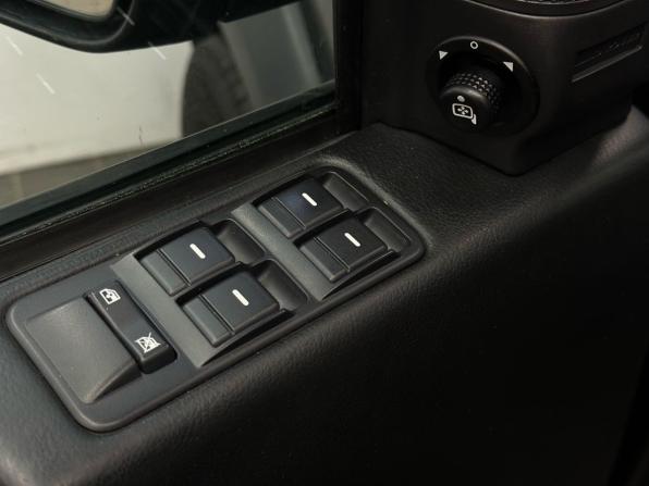 Land Rover Discovery III с пробегом 2008 года, цена 1 299 900 рублей, 271724 км, внедорожник, Автокод Объявления