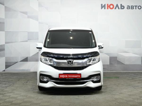 Honda Stepwgn V с пробегом 2015 года, цена 1 950 000 рублей, 121768 км, минивэн, Автокод Объявления