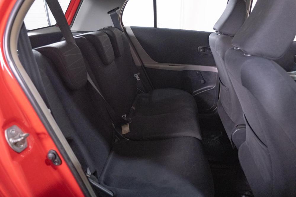 Toyota Yaris II Томск  - изображение 19