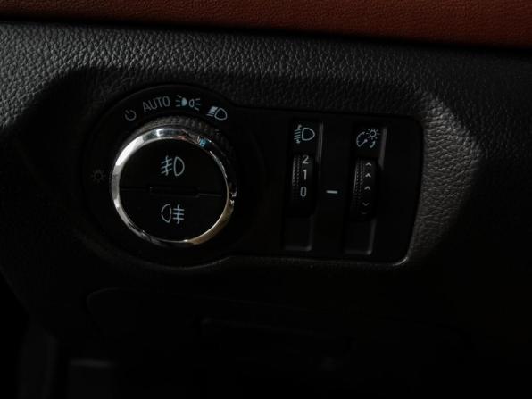 Chevrolet Cruze I Рестайлинг с пробегом 2012 года, цена 609 000 рублей, 255372 км, хэтчбек, Автокод Объявления