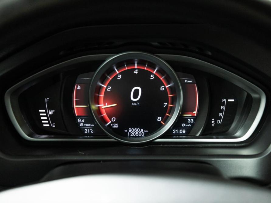 Volvo V40 Cross Country I Рестайлинг Санкт-Петербург  - изображение 13