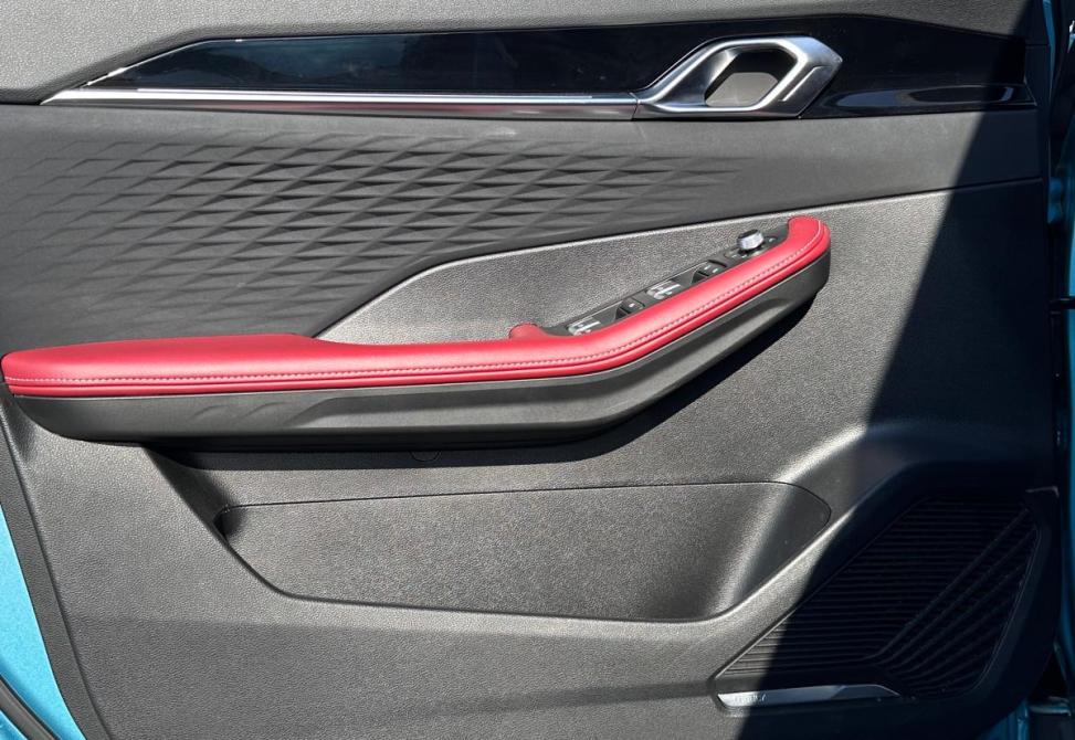 Geely Coolray I Рестайлинг Набережные Челны  - изображение 12
