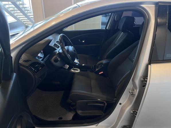 Renault Megane III с пробегом 2011 года, цена 636 000 рублей, 219578 км, универсал, Автокод Объявления