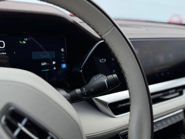 Geely Monjaro I с пробегом 2024 года, цена 3 319 000 рублей, 58694 км, внедорожник, Автокод Объявления