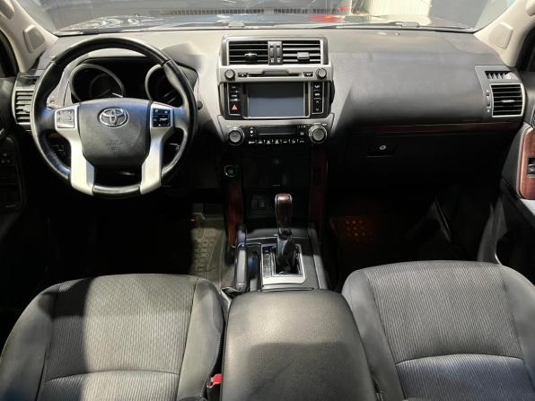 Toyota Land Cruiser Prado 150 Series Рестайлинг 1 с пробегом 2014 года, цена 3 330 000 рублей, 220450 км, внедорожник, Автокод Объявления