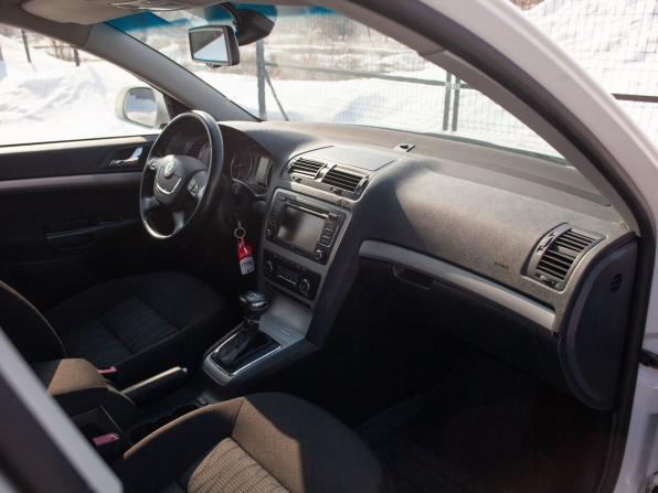 Skoda Octavia II (A5) Рестайлинг с пробегом 2011 года, цена 665 000 рублей, 249011 км, лифтбек, Автокод Объявления