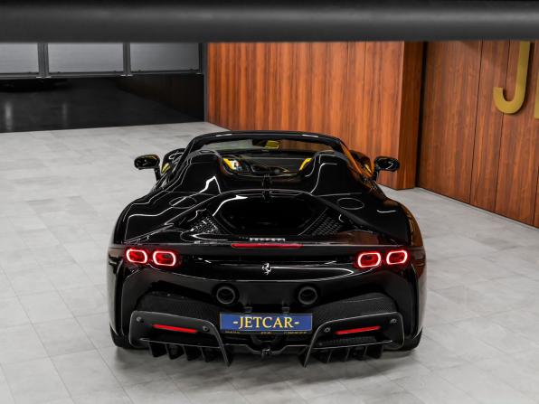 Ferrari SF90 I с пробегом 2025 года, цена 63 300 000 рублей, 63 км, кабриолет, Автокод Объявления