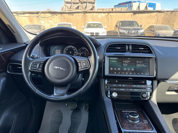 Jaguar F-Pace I с пробегом 2016 года, цена 2 350 000 рублей, 121245 км, внедорожник, Автокод Объявления