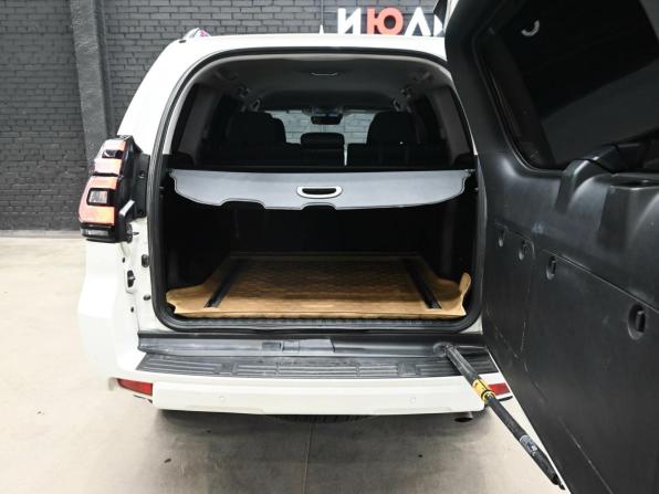 Toyota Land Cruiser Prado 150 Series Рестайлинг 3 с пробегом 2020 года, цена 6 750 000 рублей, 59586 км, внедорожник, Автокод Объявления