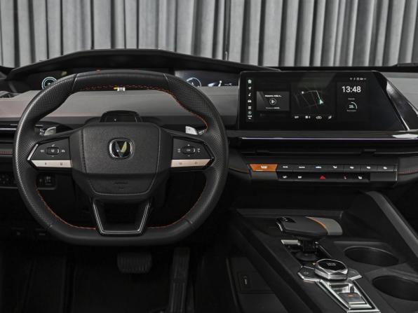 Changan UNI-V I с пробегом 2023 года, цена 1 849 000 рублей, 85490 км, лифтбек, Автокод Объявления