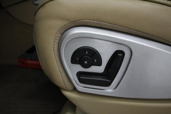 Mercedes-Benz M-Класс II (W164) Рестайлинг с пробегом 2010 года, цена 1 950 000 рублей, 234000 км, внедорожник, Автокод Объявления
