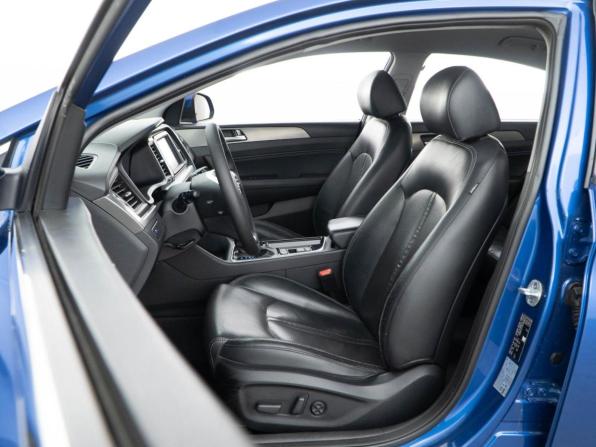 Hyundai Sonata VII (LF) Рестайлинг с пробегом 2017 года, цена 1 779 050 рублей, 125036 км, седан, Автокод Объявления