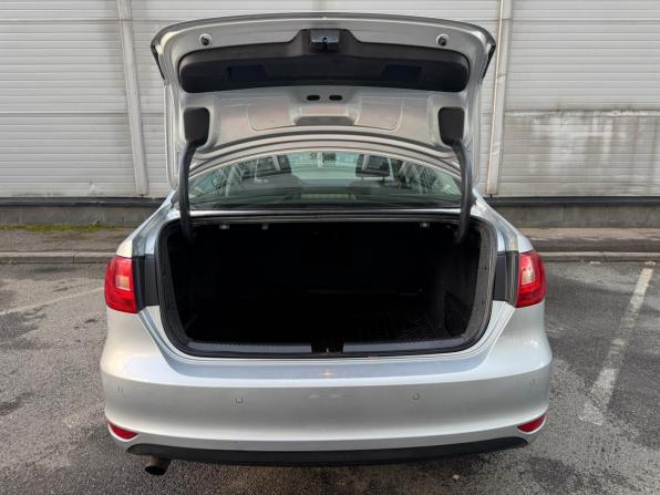 Volkswagen Jetta VI с пробегом 2013 года, цена 869 000 рублей, 179720 км, седан, Автокод Объявления