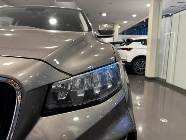 Geely Atlas Pro с пробегом 2023 года, цена 1 955 000 рублей, 55616 км, внедорожник, Автокод Объявления