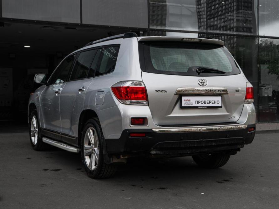 Toyota Highlander II (XU40) Рестайлинг Москва  - изображение 7