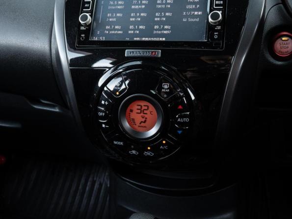 Nissan Note II Рестайлинг с пробегом 2017 года, цена 1 245 000 рублей, 67479 км, хэтчбек, Автокод Объявления