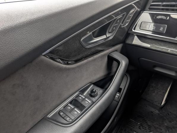 Audi Q8 I (4M) с пробегом 2019 года, цена 5 000 000 рублей, 166100 км, внедорожник, Автокод Объявления
