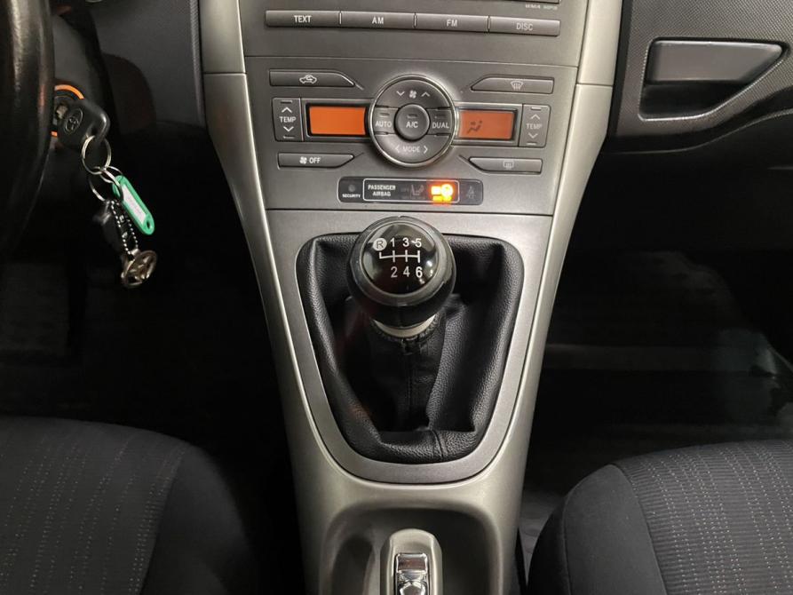 Toyota Auris I Воронеж  - изображение 15