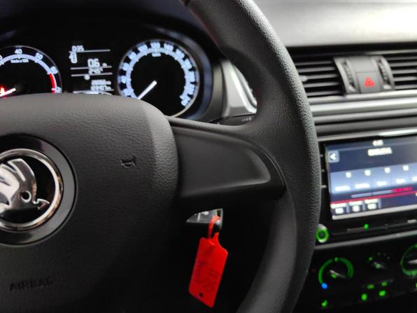 Skoda Rapid I Рестайлинг с пробегом 2018 года, цена 999 000 рублей, 123406 км, лифтбек, Автокод Объявления