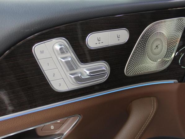 Новый Mercedes-Benz GLE II (V167) Рестайлинг 2025 года, цена 9 990 000 рублей, внедорожник, Автокод Объявления