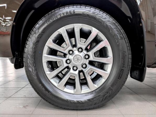 Toyota Land Cruiser Prado 150 Series Рестайлинг 2 с пробегом 2020 года, цена 5 999 000 рублей, 54239 км, внедорожник, Автокод Объявления