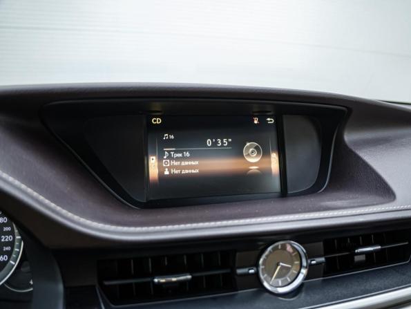Lexus ES VI Рестайлинг с пробегом 2017 года, цена 3 349 000 рублей, 131423 км, седан, Автокод Объявления
