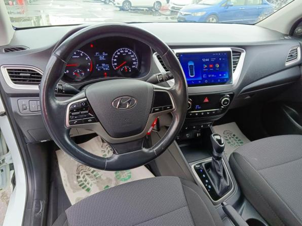 Hyundai Solaris II с пробегом 2019 года, цена 1 349 995 рублей, 79181 км, седан, Автокод Объявления