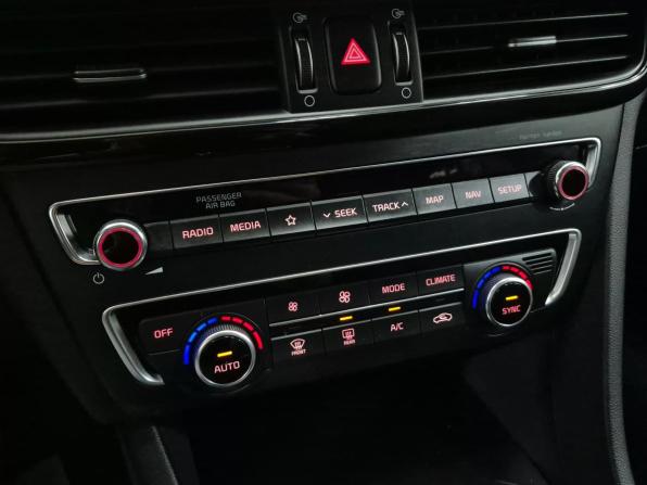 Kia Optima IV Рестайлинг с пробегом 2019 года, цена 1 995 000 рублей, 115294 км, седан, Автокод Объявления