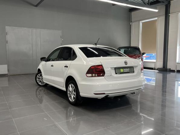 Volkswagen Polo V Рестайлинг с пробегом 2018 года, цена 1 045 000 рублей, 149349 км, седан, Автокод Объявления