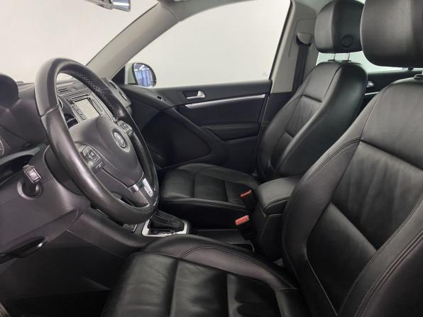 Volkswagen Tiguan I Рестайлинг с пробегом 2011 года, цена 1 295 000 рублей, 233899 км, внедорожник, Автокод Объявления
