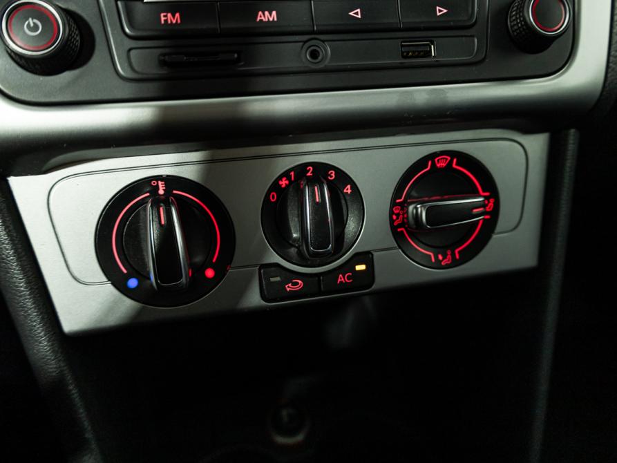 Volkswagen Polo V Санкт-Петербург  - изображение 16