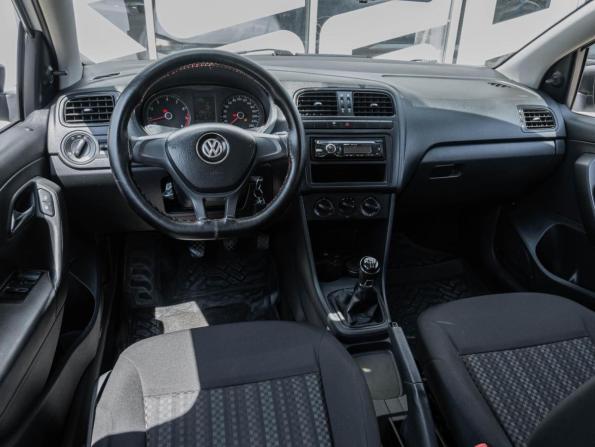 Volkswagen Polo V Рестайлинг с пробегом 2019 года, цена 735 000 рублей, 236547 км, седан, Автокод Объявления