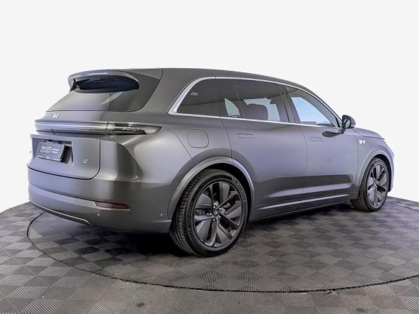 Li Auto (Lixiang) L7 I с пробегом 2025 года, цена 6 400 000 рублей, 30567 км, внедорожник, Автокод Объявления