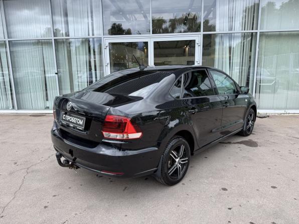 Volkswagen Polo V Рестайлинг с пробегом 2017 года, цена 1 175 000 рублей, 104000 км, седан, Автокод Объявления