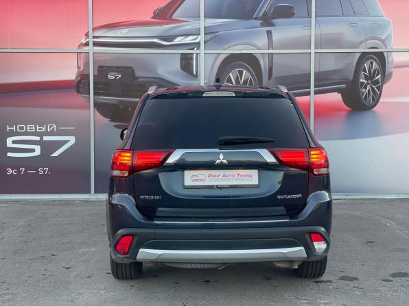 Mitsubishi Outlander III Рестайлинг 2 с пробегом 2018 года, цена 1 950 000 рублей, 89387 км, внедорожник, Автокод Объявления