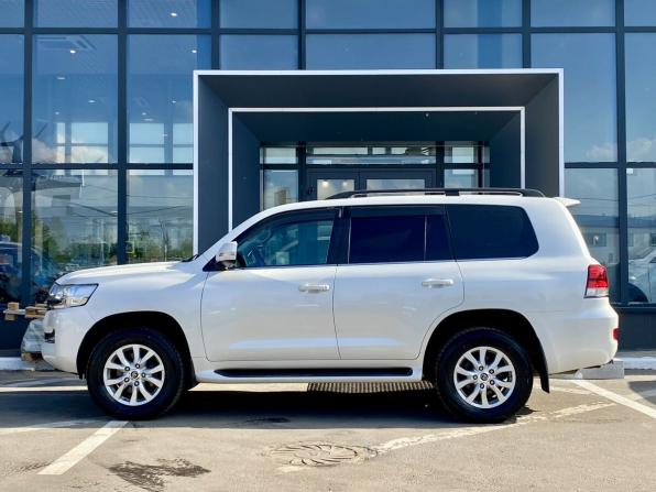 Toyota Land Cruiser 200 Series Рестайлинг 2 с пробегом 2017 года, цена 6 549 000 рублей, 81280 км, внедорожник, Автокод Объявления