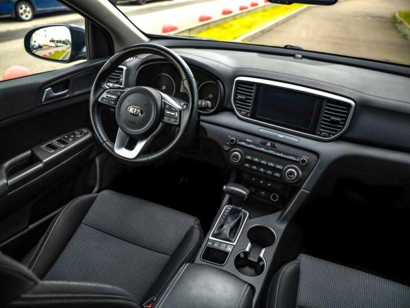 Kia Sportage IV Рестайлинг с пробегом 2021 года, цена 2 429 000 рублей, 45484 км, внедорожник, Автокод Объявления