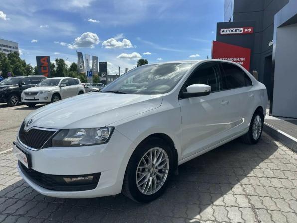 Skoda Rapid I Рестайлинг с пробегом 2018 года, цена 1 212 310 рублей, 123282 км, лифтбек, Автокод Объявления
