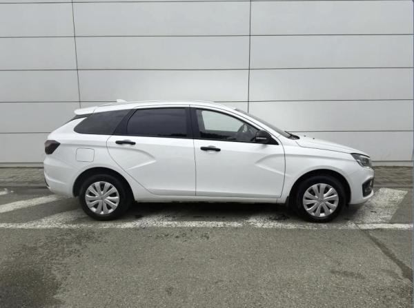Lada (ВАЗ) Vesta I Рестайлинг (NG) с пробегом 2023 года, цена 1 290 000 рублей, 55700 км, универсал, Автокод Объявления