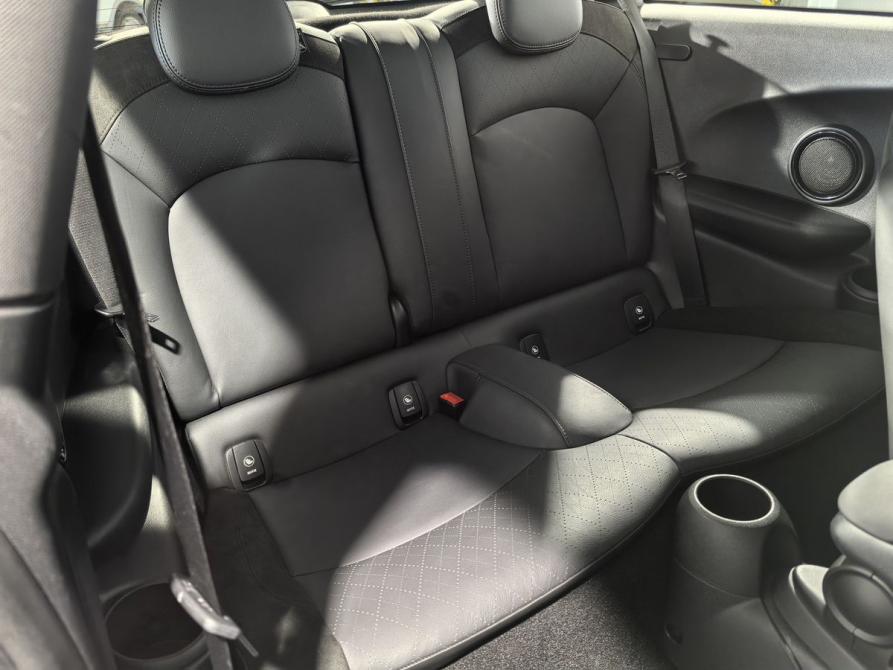 Mini Hatch III (F55/F56) Рестайлинг 2 Санкт-Петербург  - изображение 13
