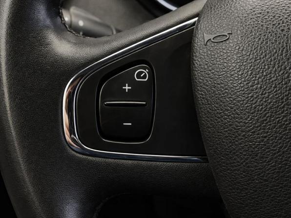 Renault Kaptur I с пробегом 2018 года, цена 1 467 000 рублей, 84581 км, внедорожник, Автокод Объявления