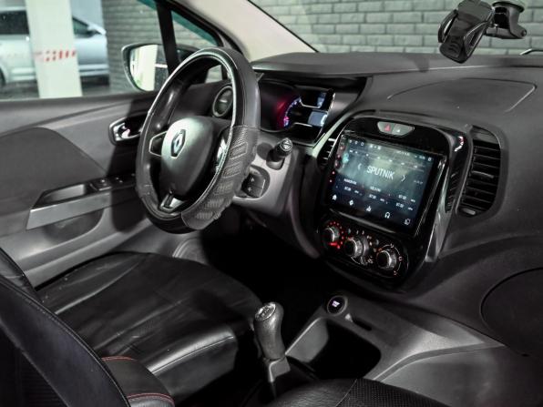 Renault Kaptur I с пробегом 2017 года, цена 1 300 000 рублей, 159530 км, внедорожник, Автокод Объявления