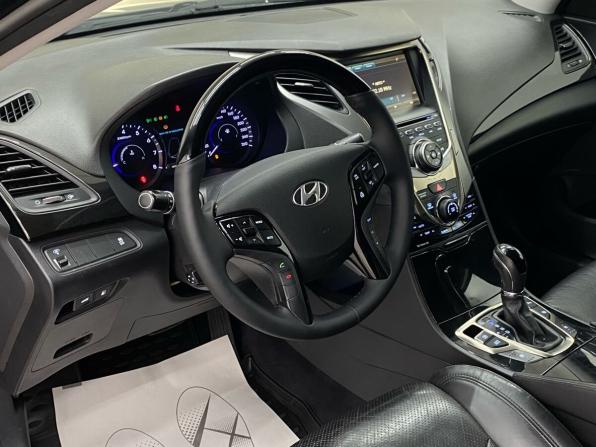 Hyundai Grandeur V с пробегом 2014 года, цена 1 620 000 рублей, 212109 км, седан, Автокод Объявления