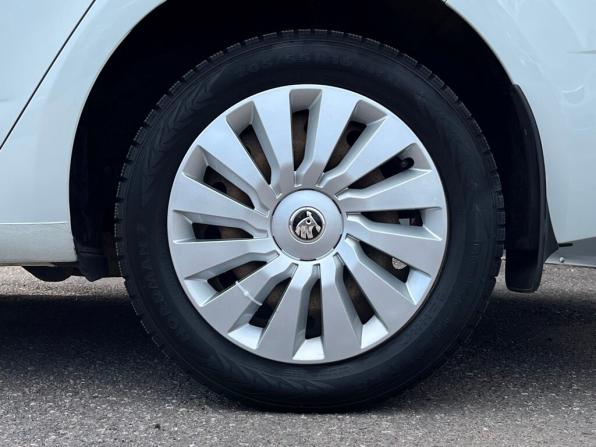 Skoda Octavia III (A7) Рестайлинг с пробегом 2018 года, цена 998 600 рублей, 324119 км, лифтбек, Автокод Объявления