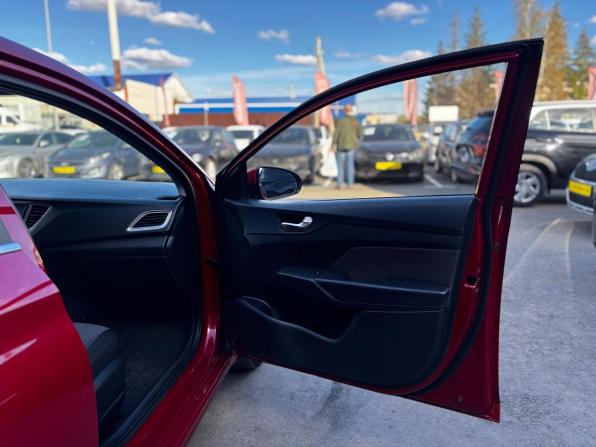 Hyundai Solaris II с пробегом 2020 года, цена 1 480 000 рублей, 102919 км, седан, Автокод Объявления