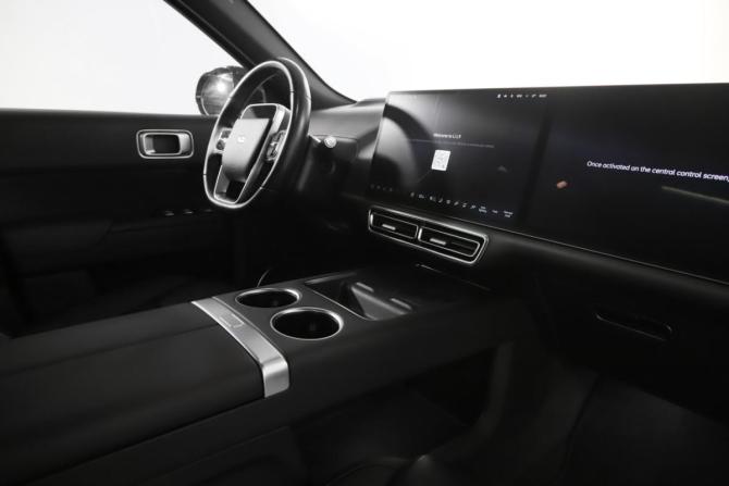 Li Auto (Lixiang) L9 I Рестайлинг с пробегом 2024 года, цена 7 099 000 рублей, 59110 км, внедорожник, Автокод Объявления