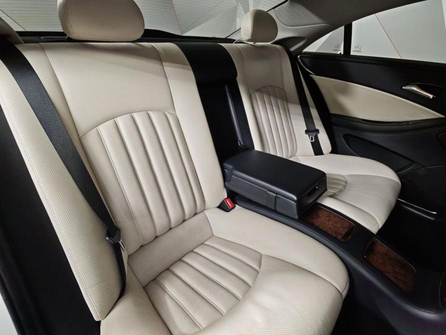 Mercedes-Benz CLS I (C219) Рестайлинг Москва  - изображение 17